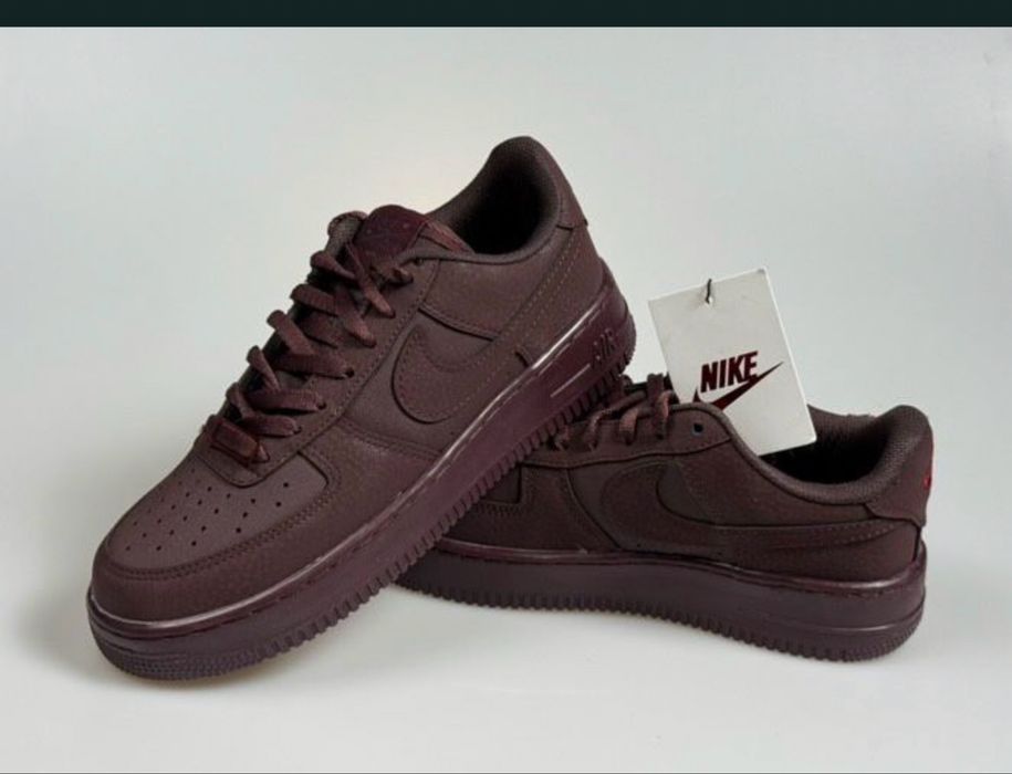 Обувки на едро 36-44н) Nike Air Force 1 07' Triple White Classic на едро