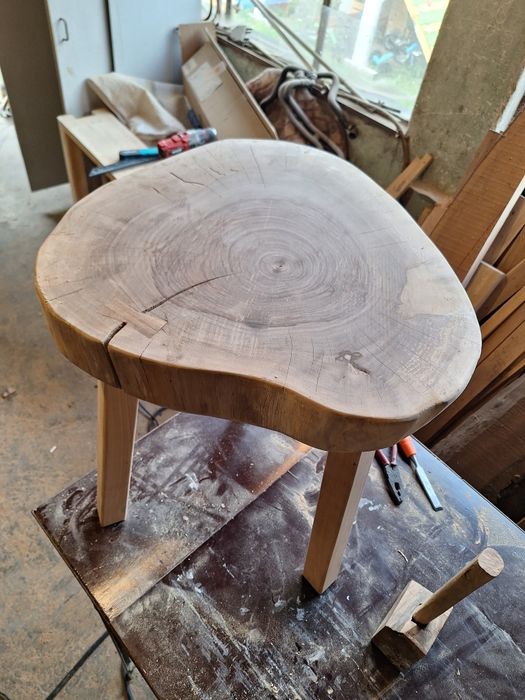 Холна масичка от Орех