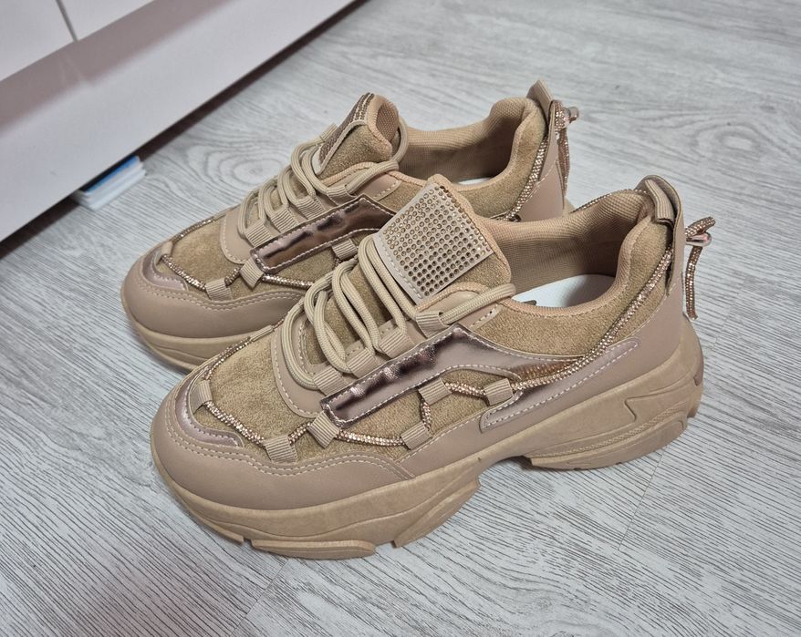 Дамски сникърси в кафяво