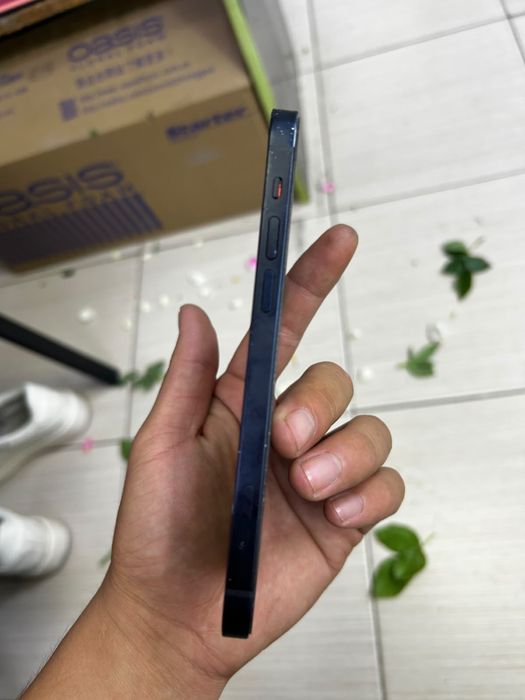 Iphone 12 128gb в хорошем состояний
