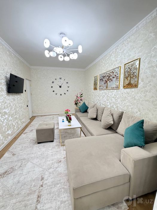 Чиланзар 21 кв. Продается 3-комнатная квартира