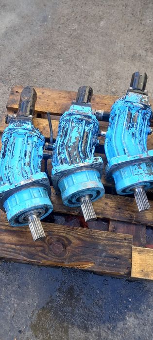 pompa hidraulica de pe macara Bumar 40 t / hidromotor pompa