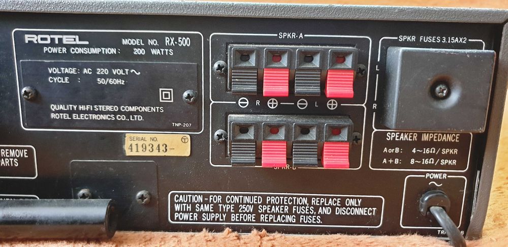 Rotel RX-500 defect pentru piese sau restaurare