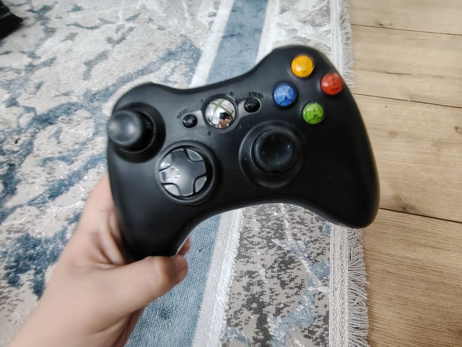 Xbox 360 отличном состоянии