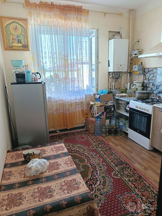 Qorasuvda 7 qavatli dom  2 xonali zudlik bilan Sotiladi