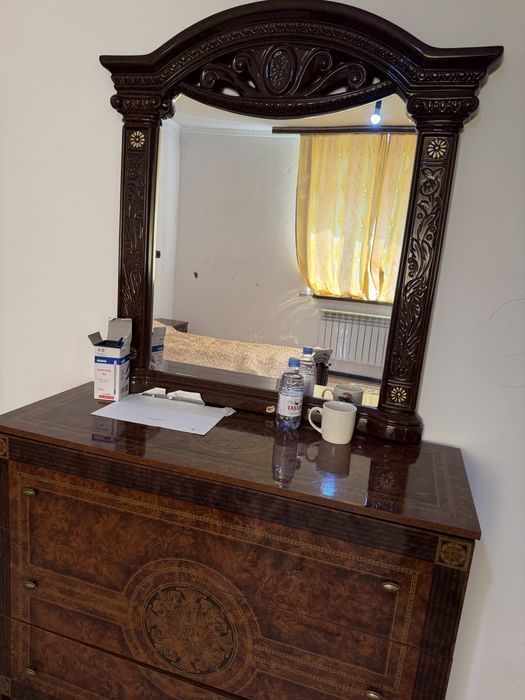 Продам спальный гарнитур 180/200