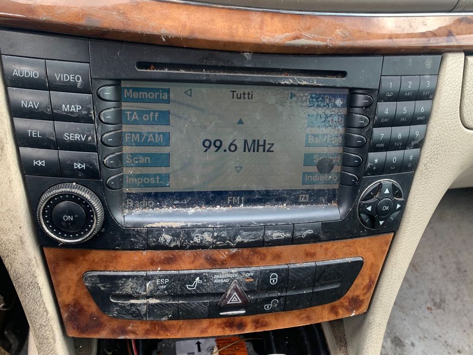 Мерцедес Е270 автоматик 2003г