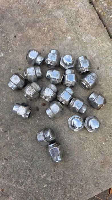 20 de piulite Mitasubishi  M12x1,5 mm, cap cheie 21