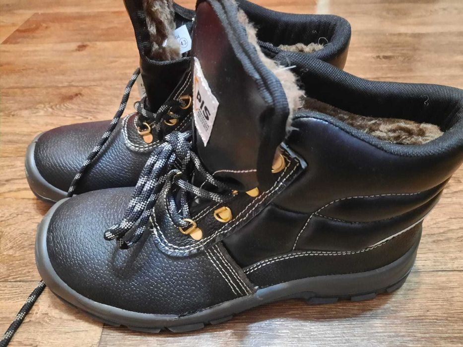 Продаются берцы мужские