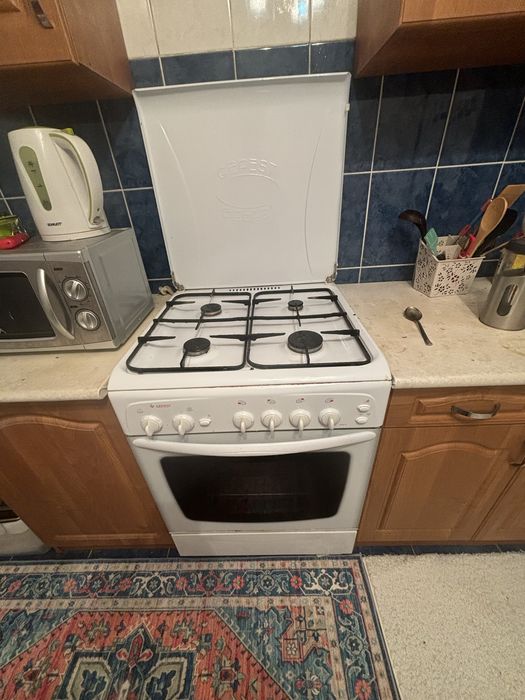 Продам Газовую плиту.