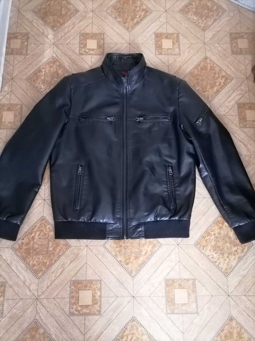 Продам мужские куртки