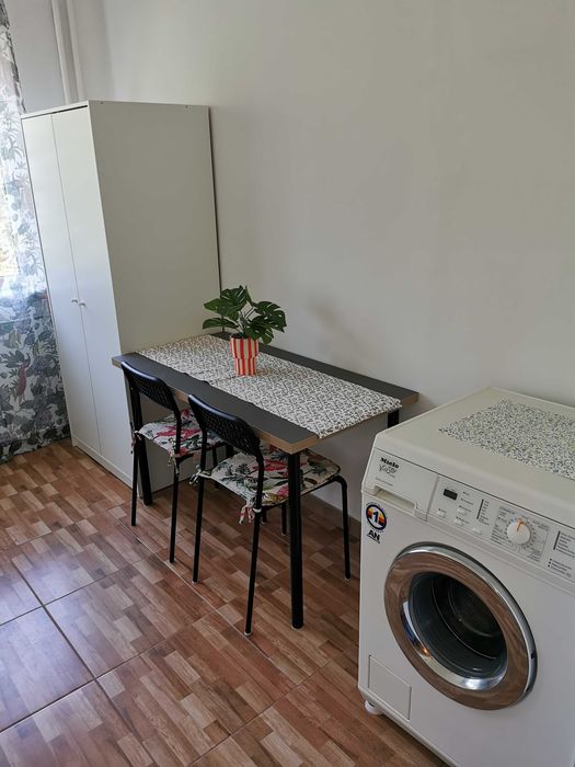 Proprietar închiriez garsoniera