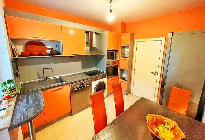 Дава се под наем Тристаен апартамент в София, Дружба 2 - 95 кв.м за 550 € - Снимка #1