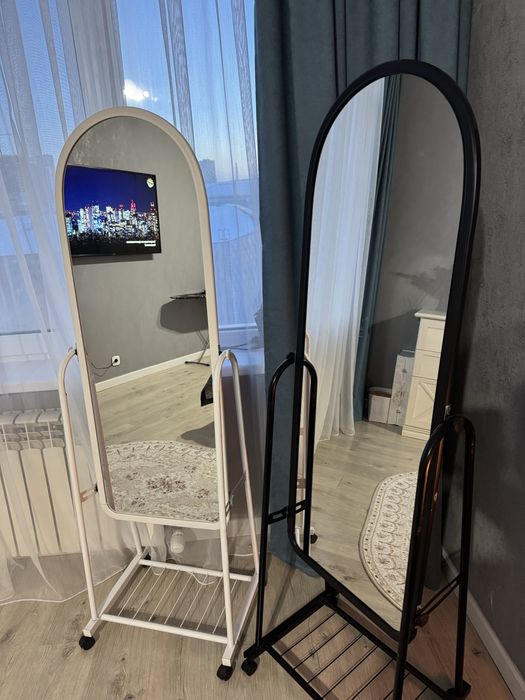 2 заркала черное и белое