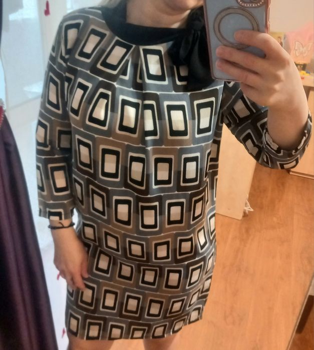 Rochie dreaptă - model geometric