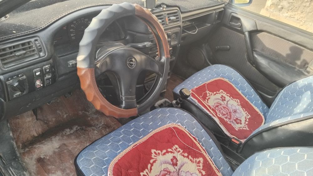 Опель вектра сатылымда