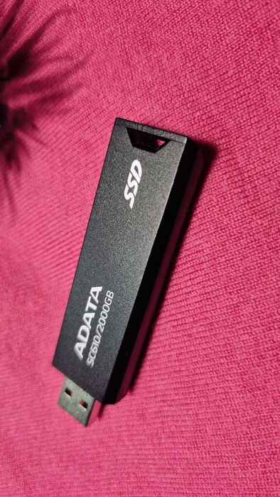 SSD portabil USB ADATA SC610, 2 TB, USB 3.2 -Nou!
