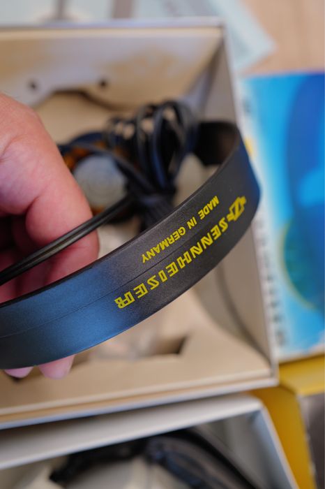 14 sept., 13:58 Casti Beyerdynamic DT100 Noi vintage si Sennheiser HD 414 SL studio la Cutie Superbe de colectie
