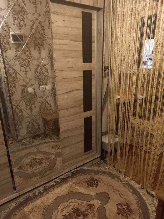 Srochno uy sotiladi hamma waroit bor