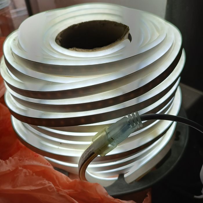 Лента неоновая новая