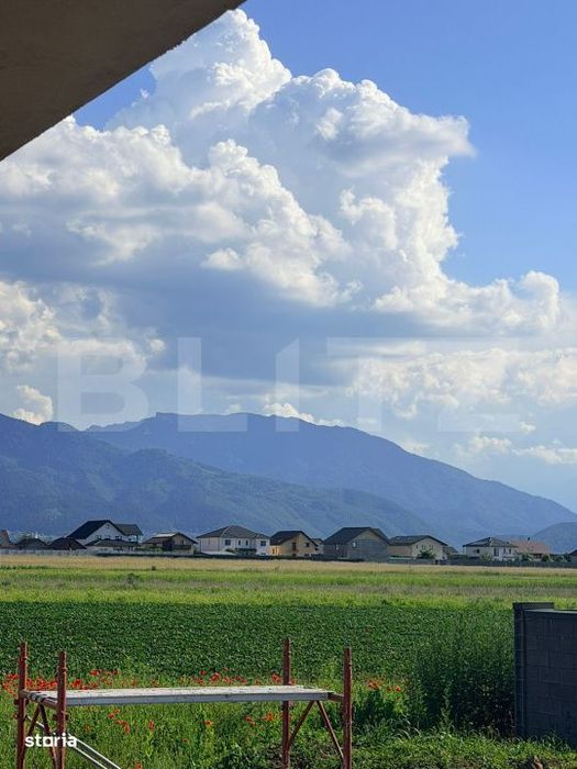 Casa de vanzare – Cartier Izvor, Tarlungeni 5 CAMERE ,152 MP UTILI,