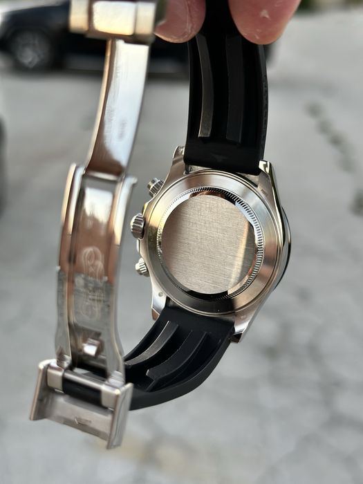 Ceas barbatesc automatic bratara cauciuc