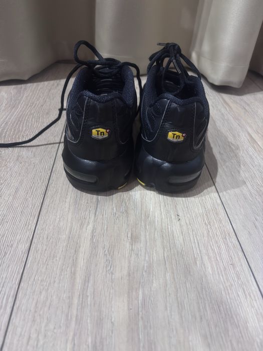Маратонки Nike air TN