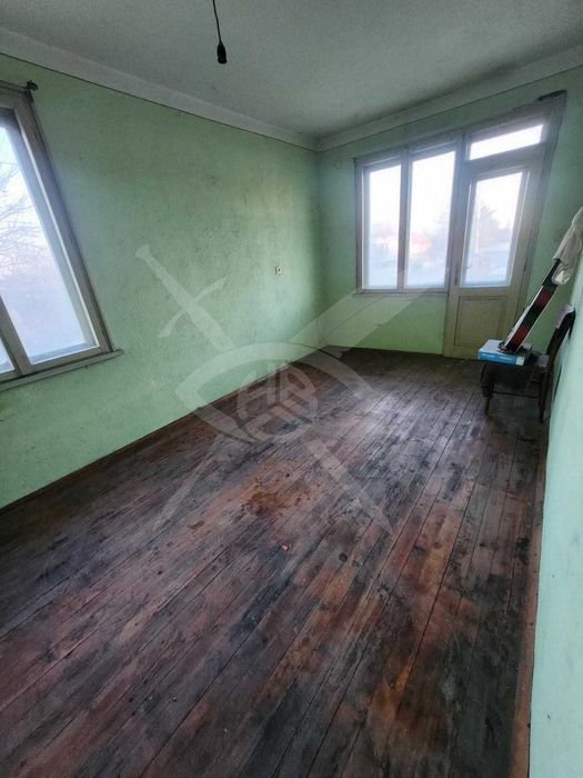 Продава се Къща в с. Мало Конаре, Област Пазарджик - 198 кв.м за 188 €/кв.м - Снимка #12