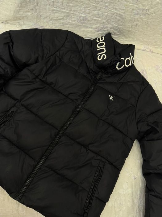Продам куртку calvin klein