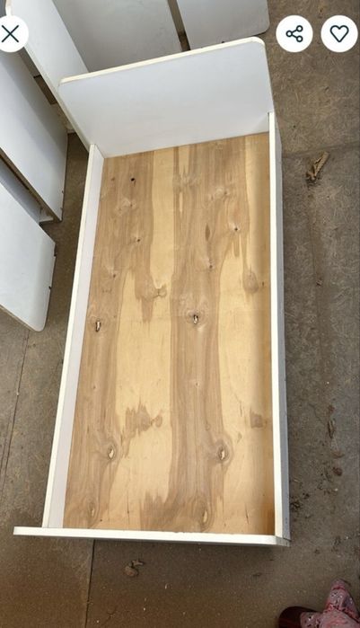 Детский кроват.