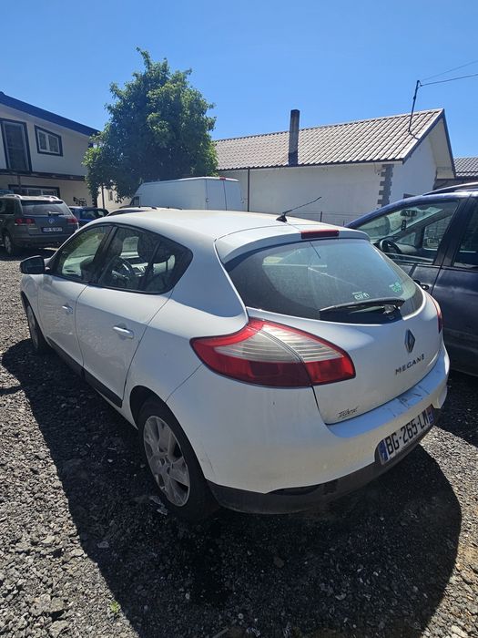 Vand urgent Megane 2011 1.5 diesel