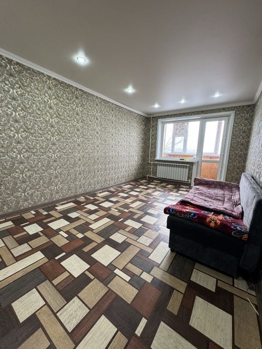 Продается 2-комнатная квартира на 16-ом микрорайоне.