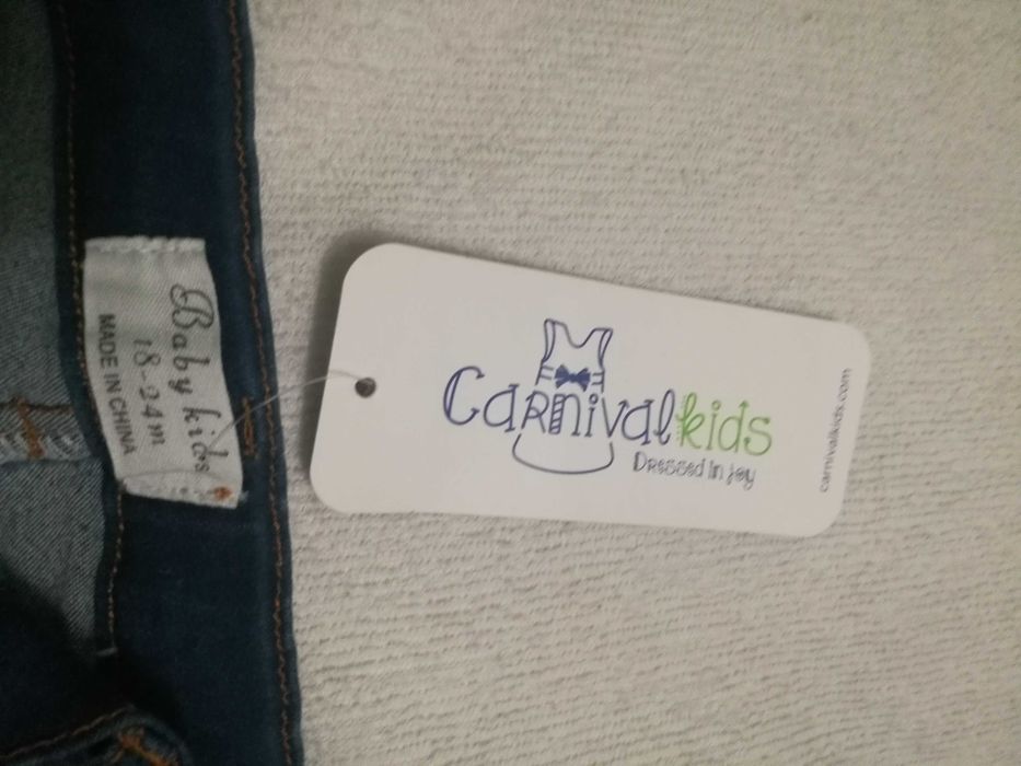 НОВИ бебешки дънки Carnival kids за бебе момиче 12-24 месеца + ПОДАРЪК