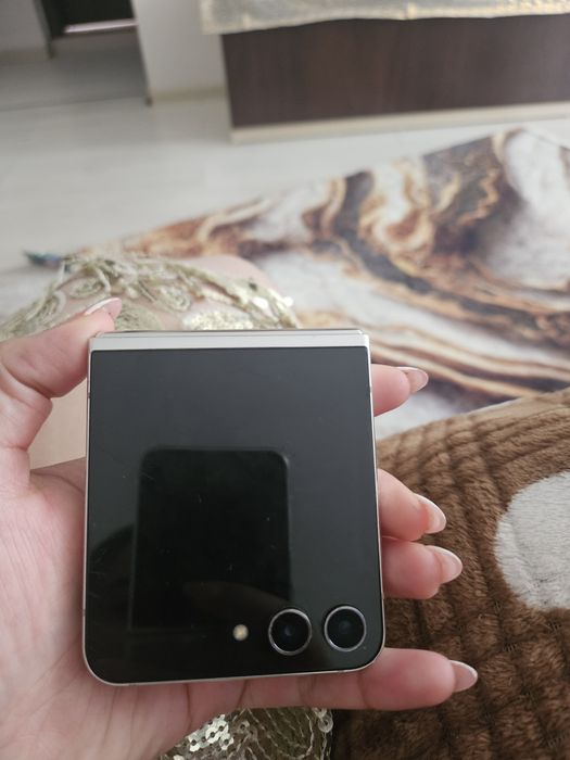 Samsung z flip 5