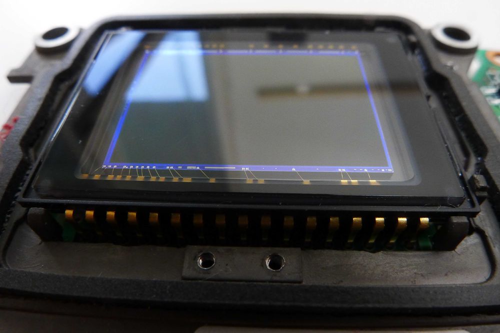 Reparatii aparate si obiective--film si digital