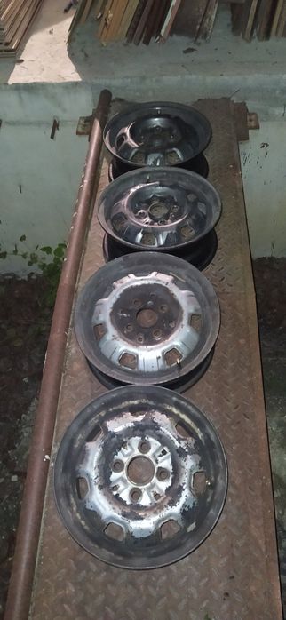 4 джанти 13 цола за тойота ярис - 20 лв.