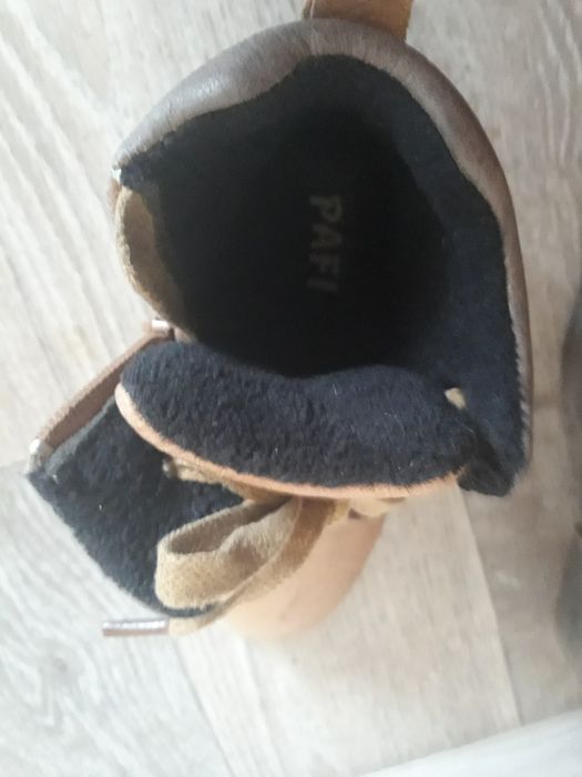 Продам ботинки детские