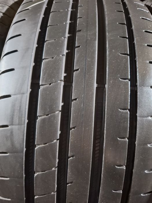 225 45 17 Vand 2 anvelope vară Goodyear
