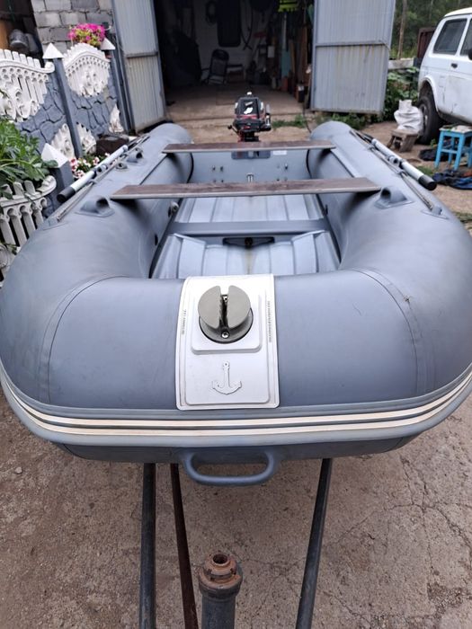 Продам лодку РИБ WINBOAT 375.