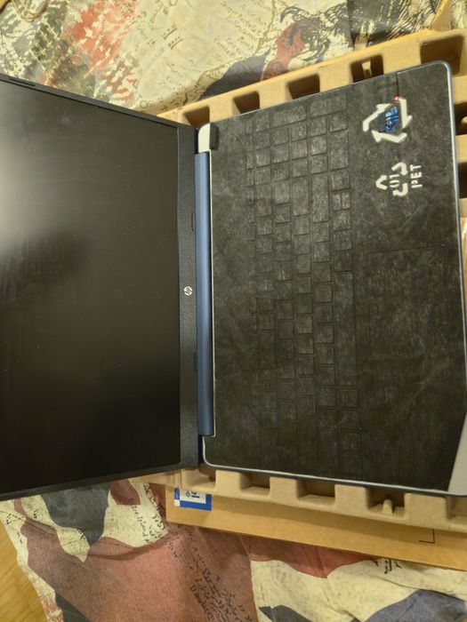 LAPTOP HP 15S-FQ5025NQ / 16 GB / 512  GB