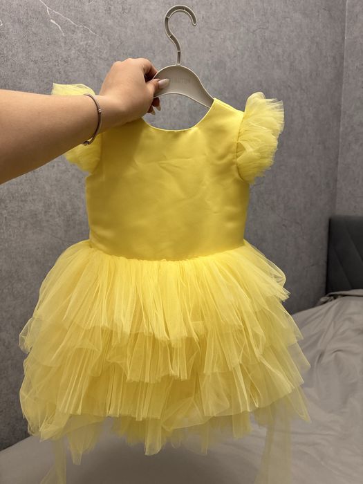 Продам нарядное детское платье, размер 98