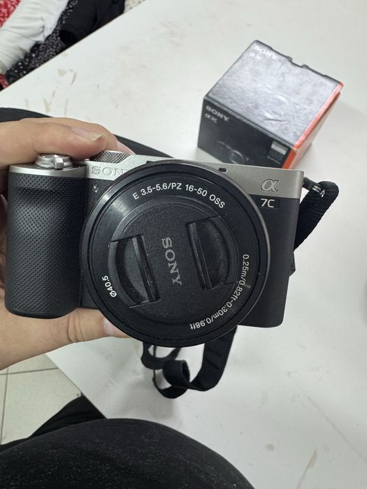 Продам фотоаппарат Sony 7c