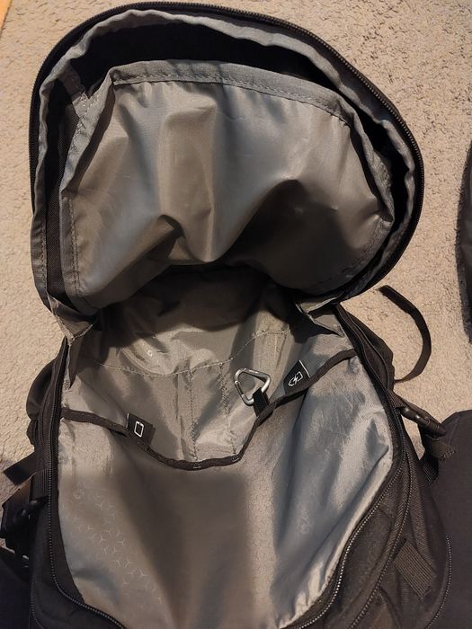 rucsac Samsonite cu logo Bosch si husa anti- ploaie