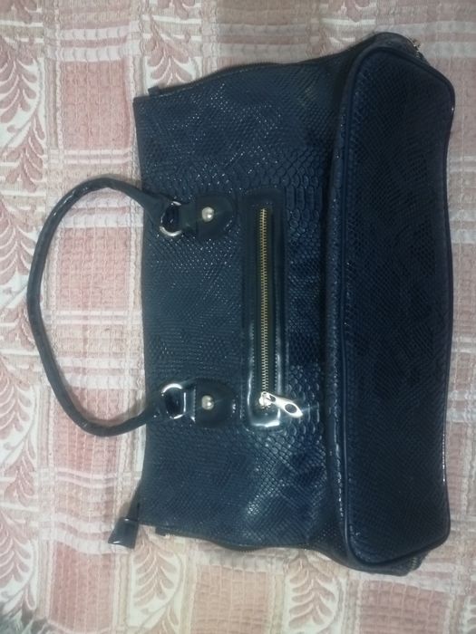 Маркова дамска чанта Salvatore Ferragamo