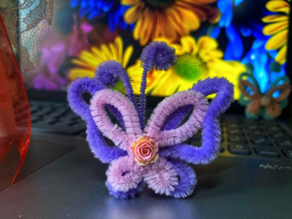 Flori handmade din pipe cleaner