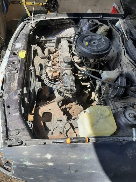 Продам по запчастям Opel  Vektra -A 92г хачбэк