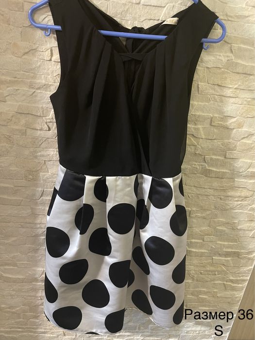 Рокли носени по 1 път