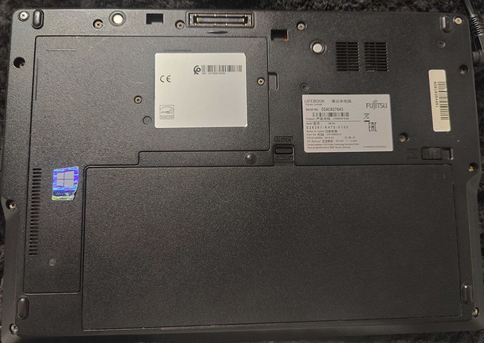 Лаптоп Fujitsu LifeBook E548