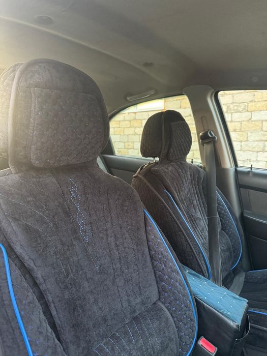 Машина Шевроле продам