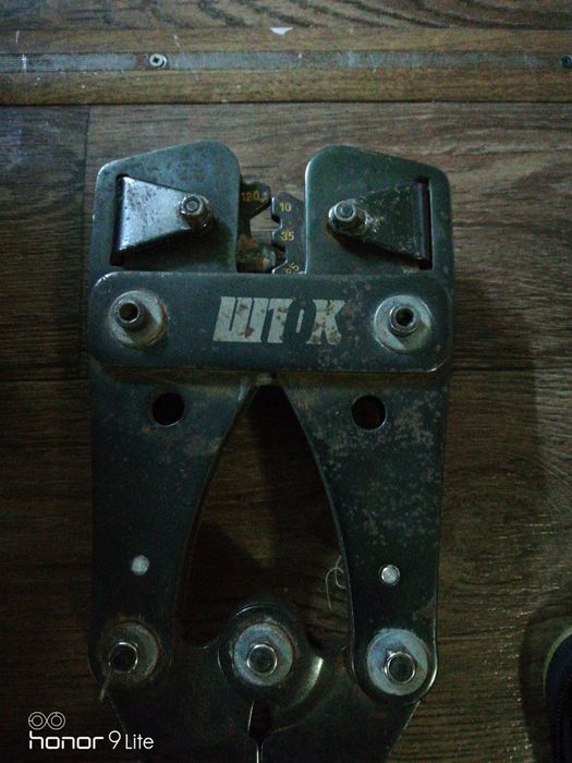 Клещи инструменты